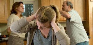 Corte o cordão umbilical: as neuroses de sua família não precisam ser suas.