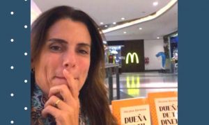 Escritora resolve aceitar o fracasso -Após ninguém comparecer ao lançamento de seu livro: ‘É parte do processo’