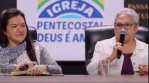 IGREJA DEUS É AMOR proíbe maquiagem, roupas sensuais e penteados afro
