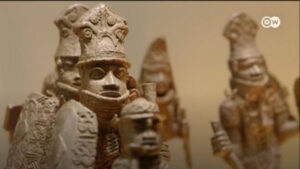 Holanda devolverá bronzes de Benin roubados à Nigéria