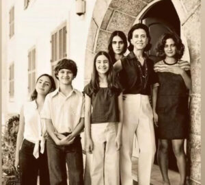 Um Povo Que Não Conhece Sua História Está Fadado a Repeti-la